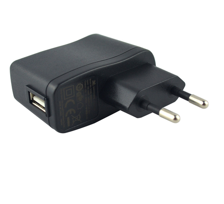 हाई पावर फैक्टर के साथ 5v 1a USB पावर एडाप्ट USB लिथियम बैटरी चार्जर IEC 61347
