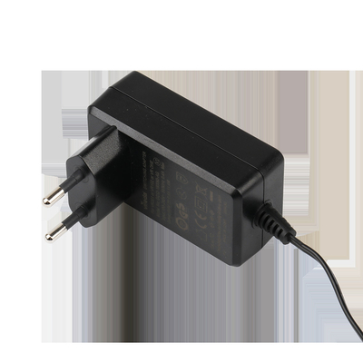 IEC61558 स्वीकृतियों के तहत घरेलू उपकरणों के लिए 19v एसी डीसी यूनिवर्सल पावर एडेप्टर 600mA